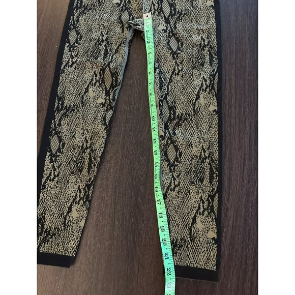 Fabletics High-Rise Snake Print Cropped Leggings Size M - Picture 5 of 6